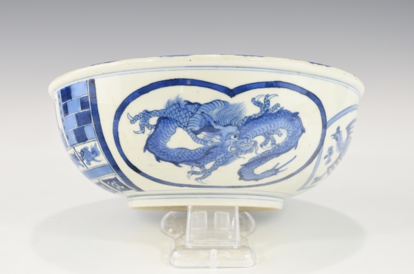 ANTIQUE LARGE JAPANESE MEIJI PERIOD BLUE AND WHITE DRAGON AND PHOENIX PORCELAIN BOWL
